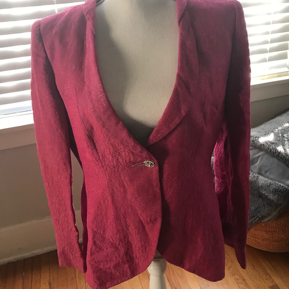 Giorgio Armani blazer size 48